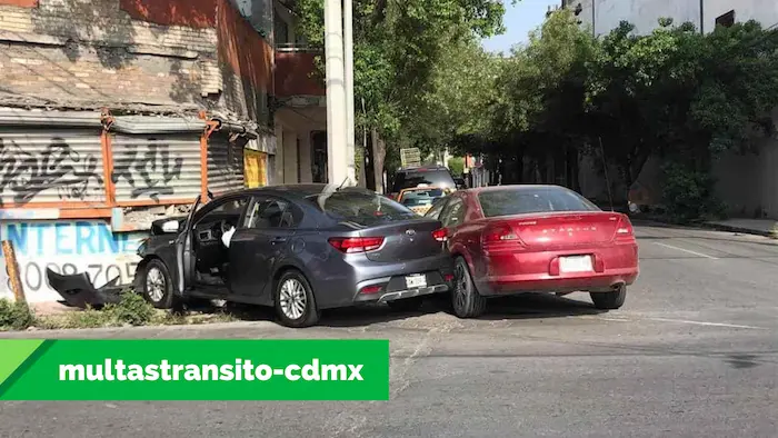 Costo de multa por choque en Monterrey